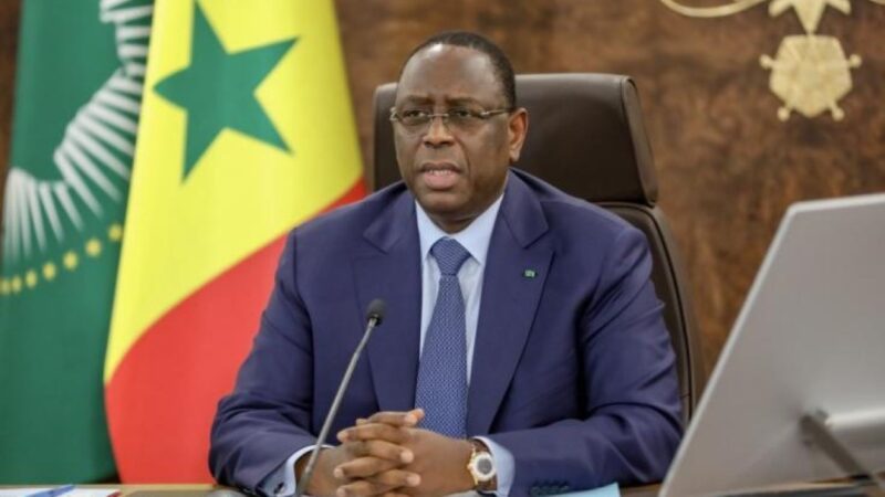 Sénégal : Macky Sall veut contrer les migrations irrégulières.