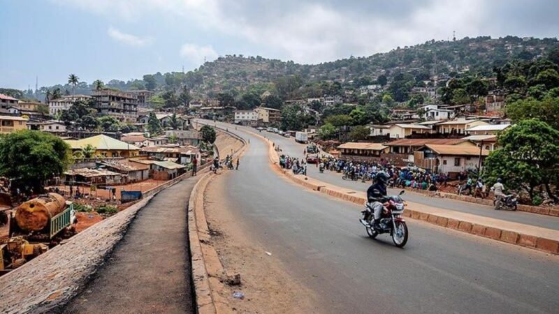 Sierra Leone : Apaisement après des affrontements armés.