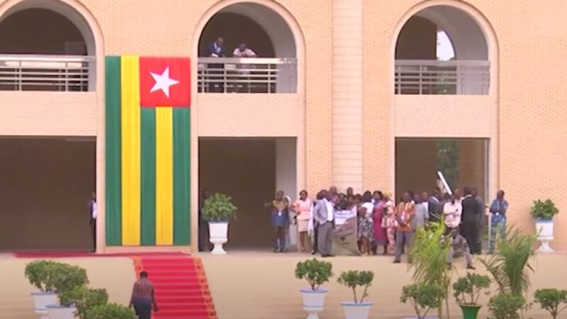 Togo : la présidence annonce le report des élections législatives et régionales.